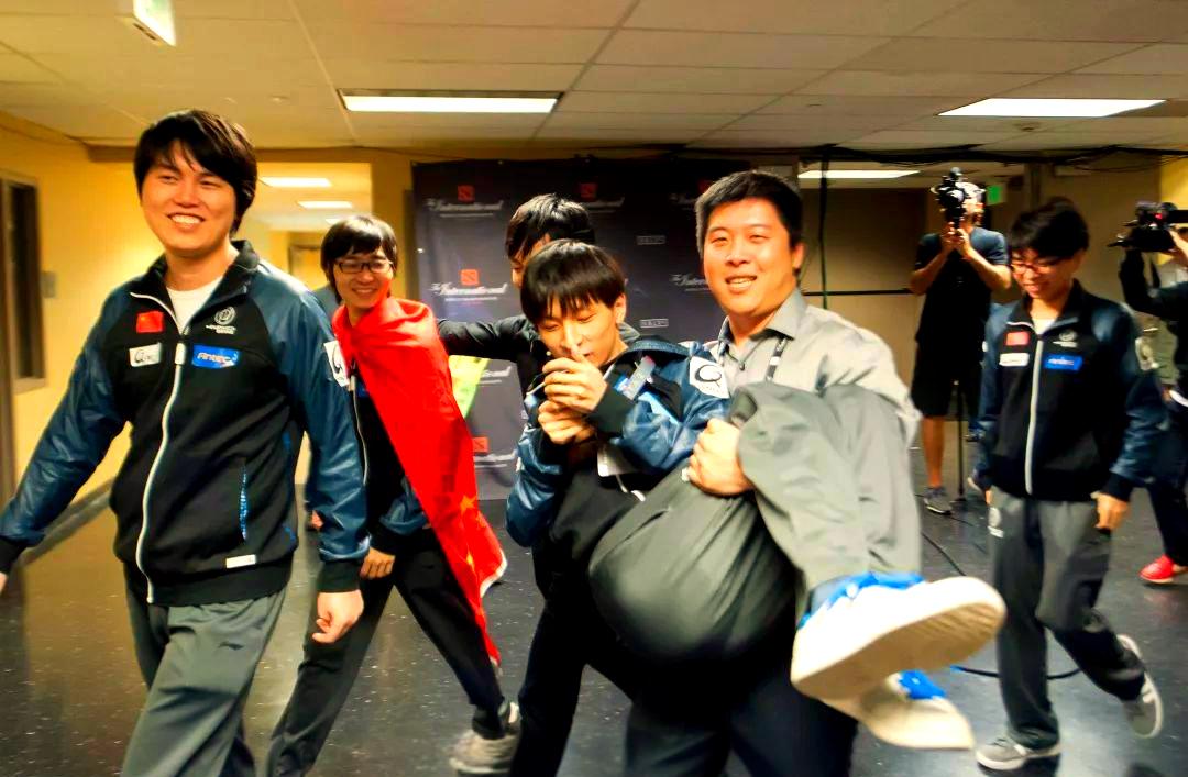 包含TI国际邀请赛赛事精彩瞬间盘点,年度回顾震撼登场的词条 包含TI国际邀请赛赛事精彩瞬间盘点,年度回顾震撼登场的词条