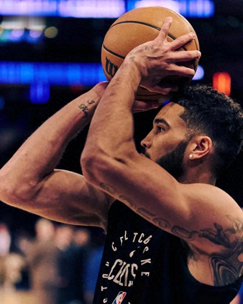 山西队逆转魔术，塔图姆带队取胜