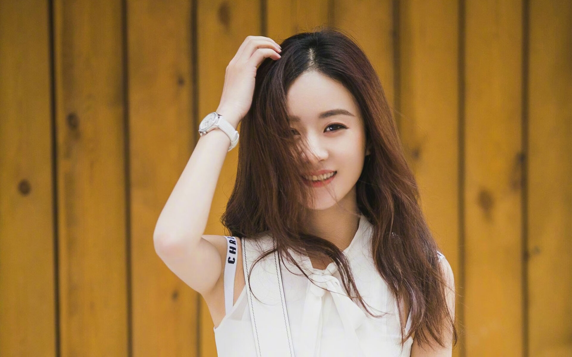 努涅斯，一场虚构战争中的真实轰鸣